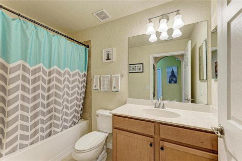 Condo in Bradenton, Florida, 2 bedrooms  № 2395922 - photo 28