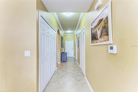 Condo in Bradenton, Florida, 2 bedrooms  № 2395922 - photo 8