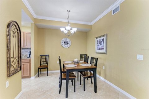 Condo in Bradenton, Florida, 2 bedrooms  № 2395922 - photo 15