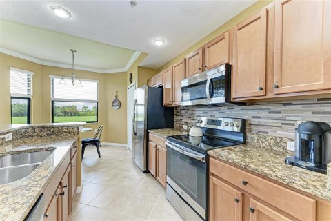 Condo in Bradenton, Florida, 2 bedrooms  № 2395922 - photo 21