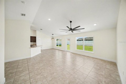 Villa ou maison à vendre à Hudson, Floride: 4 chambres, 162.95 m2 № 2222738 - photo 8