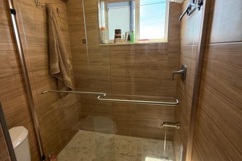 Снять в аренду кондоминиум в Холливуд, Флорида 3 комнаты, 55.28м2, № 2175702 - фото 25