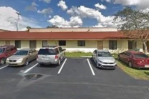 Townhouse in Homestead, Florida 3 bedrooms, 105.91 sq.m. № 1775863 - photo 1