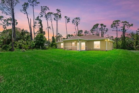 Villa ou maison à vendre à North Port, Floride: 3 chambres, 133.5 m2 № 1805743 - photo 8