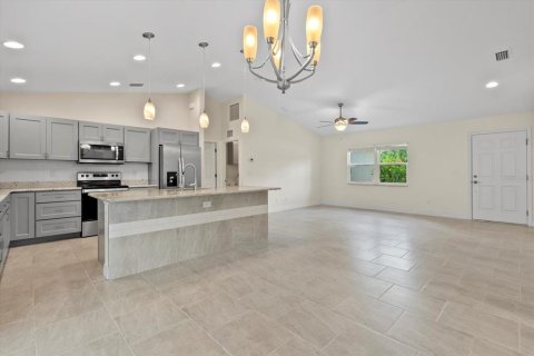 Villa ou maison à vendre à North Port, Floride: 3 chambres, 133.5 m2 № 1805743 - photo 18