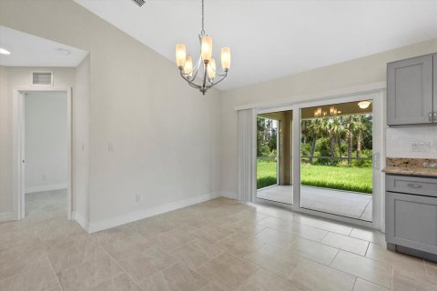 Villa ou maison à vendre à North Port, Floride: 3 chambres, 133.5 m2 № 1805743 - photo 16