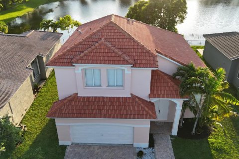 House in Homestead, Florida 4 bedrooms, 216.09 sq.m. № 2253513 - photo 2