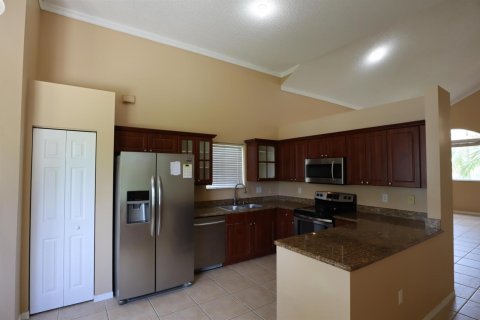 House in Homestead, Florida 4 bedrooms, 216.09 sq.m. № 2253513 - photo 7