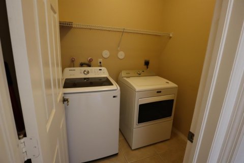 House in Homestead, Florida 4 bedrooms, 216.09 sq.m. № 2253513 - photo 28