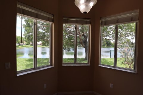 House in Homestead, Florida 4 bedrooms, 216.09 sq.m. № 2253513 - photo 9