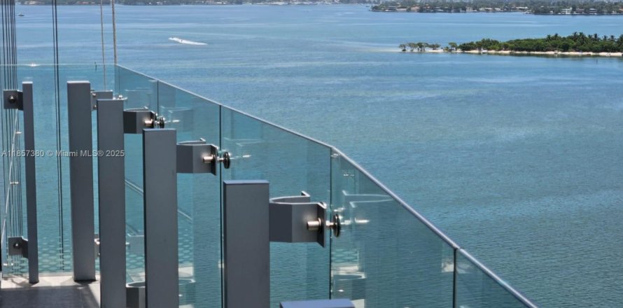 Condo à Miami, Floride, 1 chambre № 1881685