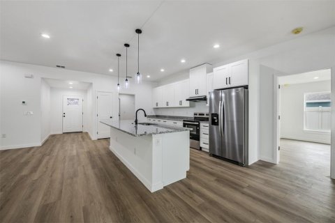 Villa ou maison à vendre à Dade City, Floride: 4 chambres, 208.84 m2 № 2143263 - photo 12