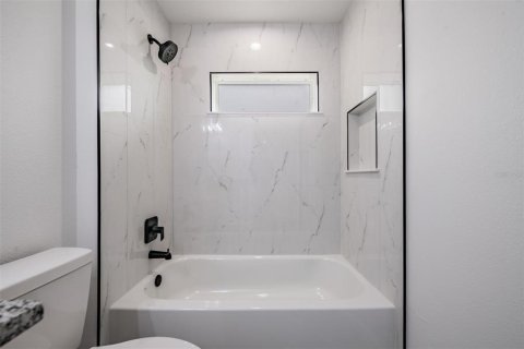 Villa ou maison à vendre à Dade City, Floride: 4 chambres, 208.84 m2 № 2143263 - photo 29