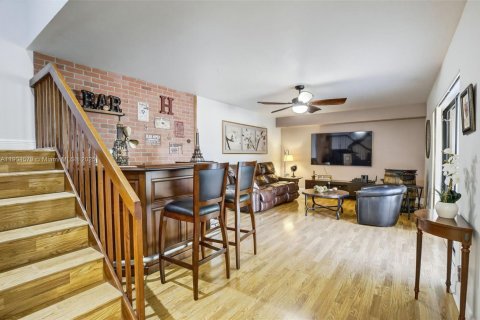 Townhouse in Plantation, Florida 2 bedrooms, 127.46 sq.m. № 1955185 - photo 12