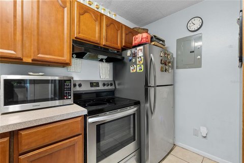 Copropriété à vendre à Orlando, Floride: 2 chambres, 98.85 m2 № 2206678 - photo 6