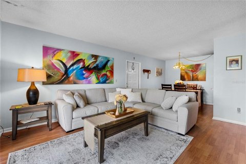 Copropriété à vendre à Orlando, Floride: 2 chambres, 98.85 m2 № 2206678 - photo 5