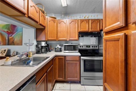 Copropriété à vendre à Orlando, Floride: 2 chambres, 98.85 m2 № 2206678 - photo 7