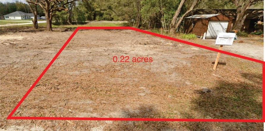 Terrain à Dunnellon, Floride № 2213737