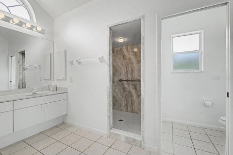 Купить виллу или дом в Даннеллон, Флорида 12 комнат, 226.96м2, № 2216071 - фото 28