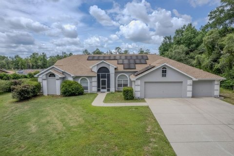 House in Dunnellon, Florida 4 bedrooms, 226.96 sq.m. № 2216071