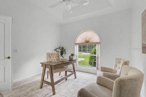 Купить виллу или дом в Даннеллон, Флорида 12 комнат, 226.96м2, № 2216071 - фото 16