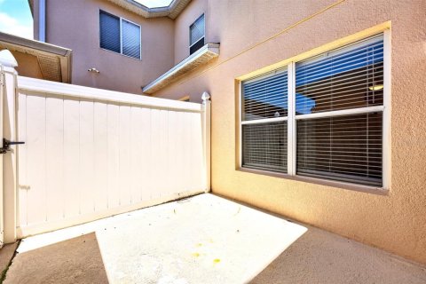 Townhouse in Orlando, Florida 3 bedrooms, 166.11 sq.m. № 2107574 - photo 24