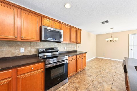 Townhouse in Orlando, Florida 3 bedrooms, 166.11 sq.m. № 2107574 - photo 8