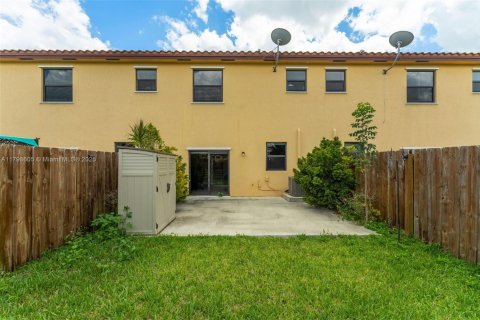 Adosado en venta en Homestead, Florida, 3 dormitorios, 153.29 m2 № 1959979 - foto 25