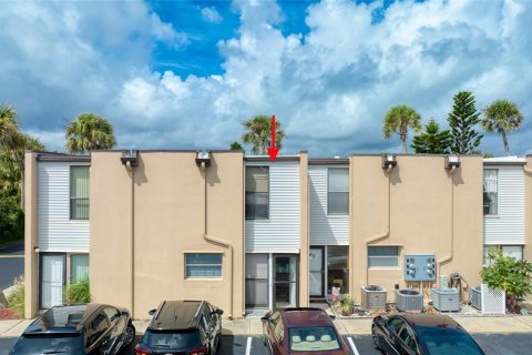 Condo in Ormond Beach, Florida, 2 bedrooms  № 2095266