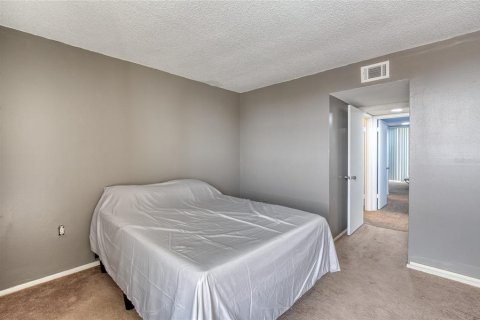 Condo in Ormond Beach, Florida, 2 bedrooms  № 2095266 - photo 30