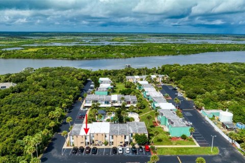 Condo in Ormond Beach, Florida, 2 bedrooms  № 2095266 - photo 2