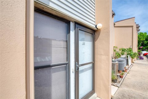 Condo in Ormond Beach, Florida, 2 bedrooms  № 2095266 - photo 6
