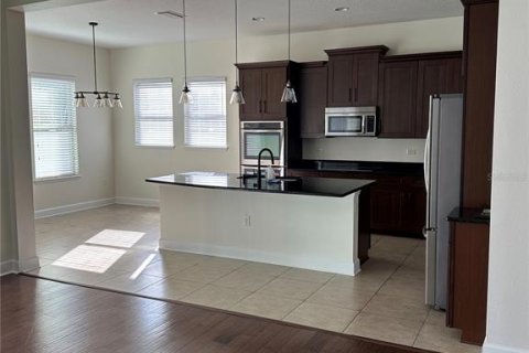 House in Bradenton, Florida 4 bedrooms, 305.56 sq.m. № 2430648 - photo 9