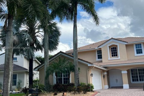 House in Weston, Florida 5 bedrooms, 319.77 sq.m. № 2008708 - photo 3