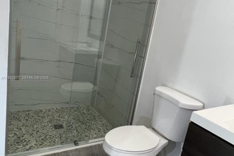 House in Weston, Florida 5 bedrooms, 319.77 sq.m. № 2008708 - photo 26