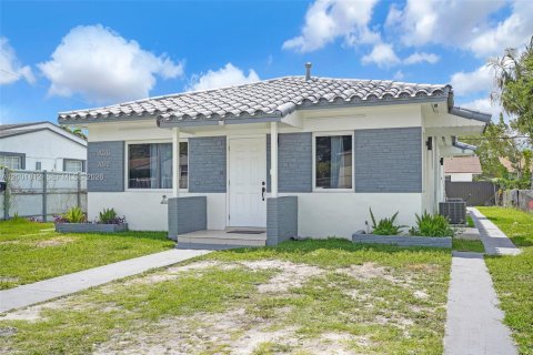 Купить коммерческую недвижимость в Майами, Флорида 150.5м2, № 2067808 - фото 6