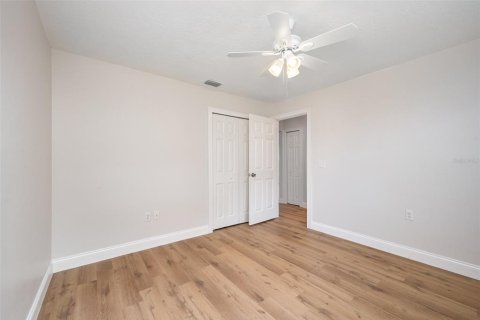 House in Palm Bay, Florida 3 bedrooms, 153.57 sq.m. № 1516877 - photo 26