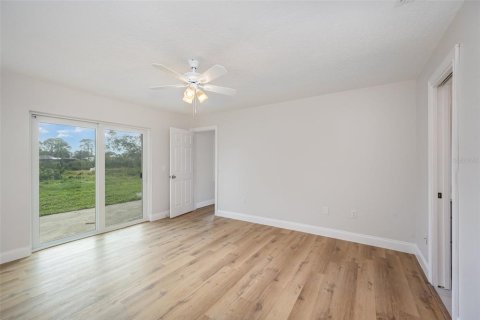 House in Palm Bay, Florida 3 bedrooms, 153.57 sq.m. № 1516877 - photo 19