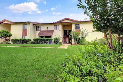 Снять в аренду кондоминиум в Окала, Флорида 6 комнат, 97.92м2, № 2233866 - фото 3