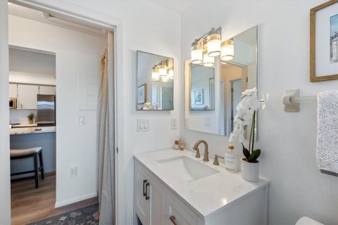 Condominio en venta en Venice, Florida, 2 dormitorios, 84.36 m2 № 2099641 - foto 27