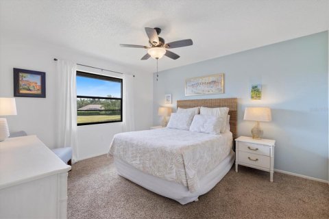 Condominio en venta en Venice, Florida, 2 dormitorios, 84.36 m2 № 2099641 - foto 14