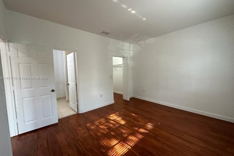 Condominio en alquiler en Homestead, Florida, 3 dormitorios, 110.93 m2 № 1978200 - foto 16