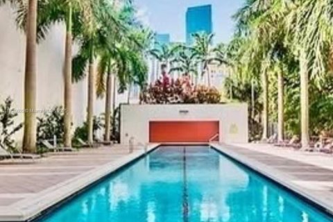 Condo in Miami, Florida, 1 bedroom  № 1806326 - photo 21