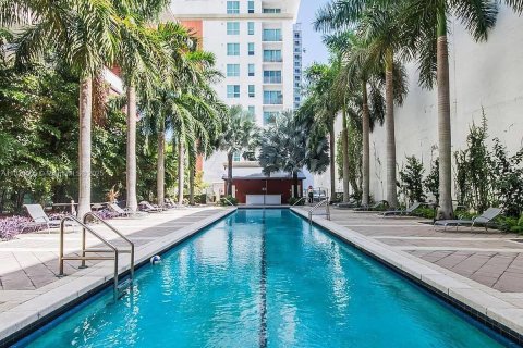 Condo in Miami, Florida, 1 bedroom  № 1806326 - photo 8