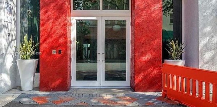Condo in Miami, Florida, 1 bedroom № 1806326