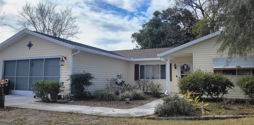 Casa en Ocala, Florida 3 dormitorios, 141.77 m2 № 1545545