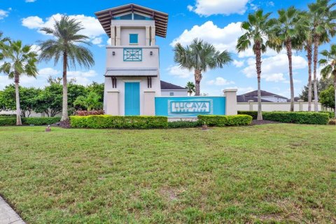 House in Riverview, Florida 5 bedrooms, 304.72 sq.m. № 2238656 - photo 5