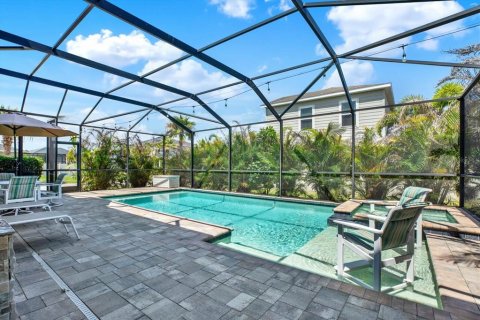 House in Riverview, Florida 5 bedrooms, 304.72 sq.m. № 2238656 - photo 12