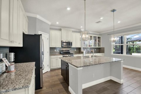 House in Riverview, Florida 5 bedrooms, 304.72 sq.m. № 2238656 - photo 19