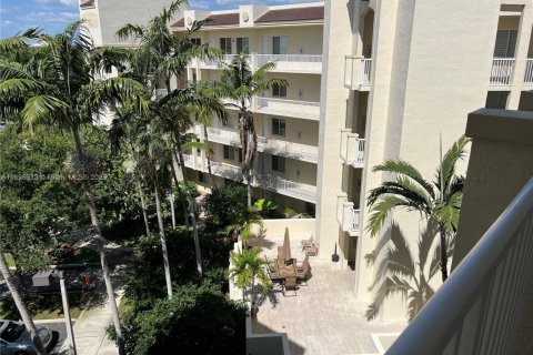 Condominio en alquiler en Pompano Beach, Florida, 3 dormitorios, 106.47 m2 № 1950517 - foto 3
